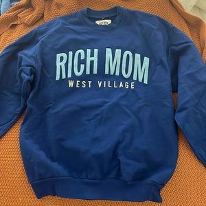 Tinx rich mom sweatshirt west village crew neck